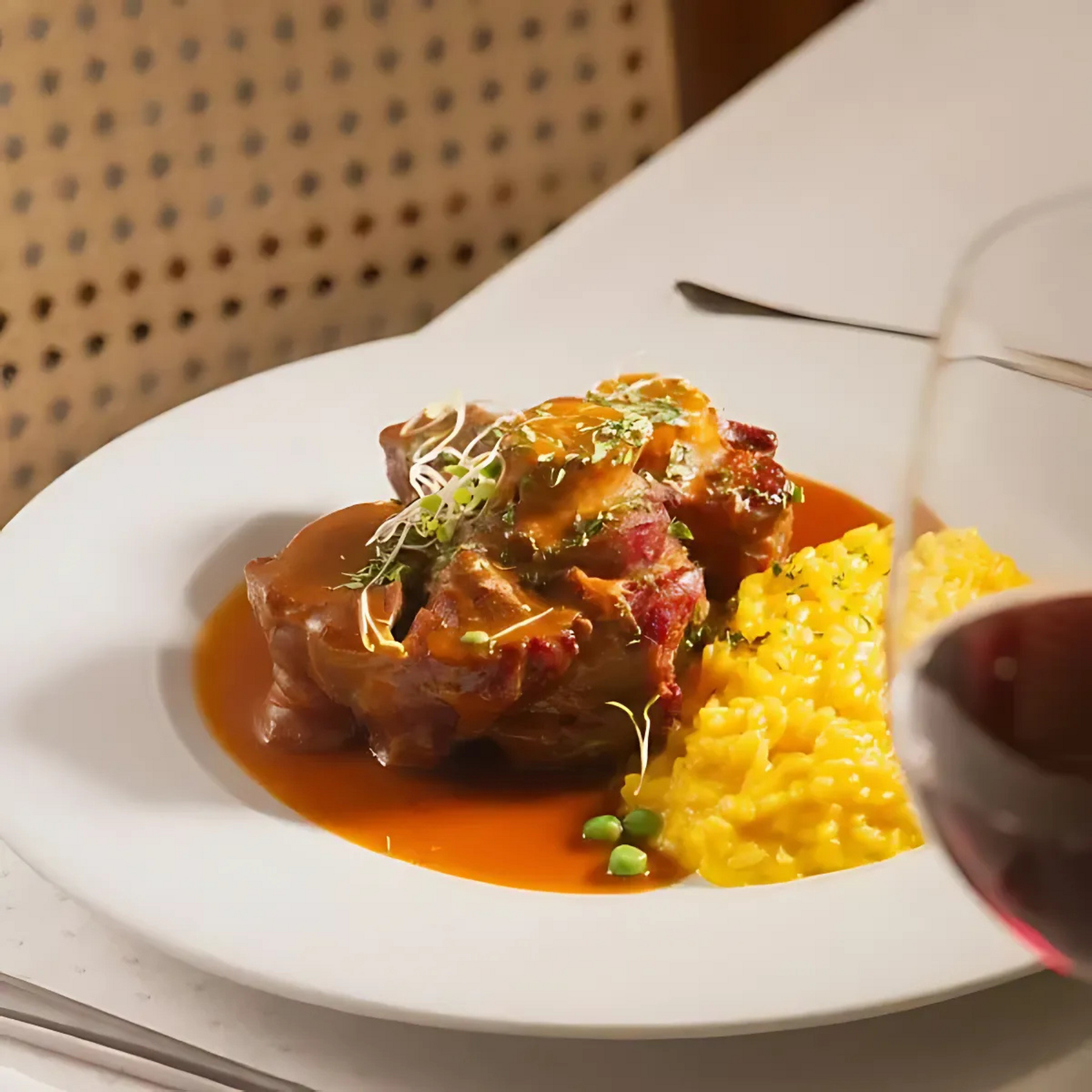 Ossobuco alla Milanese con riso di zafferano