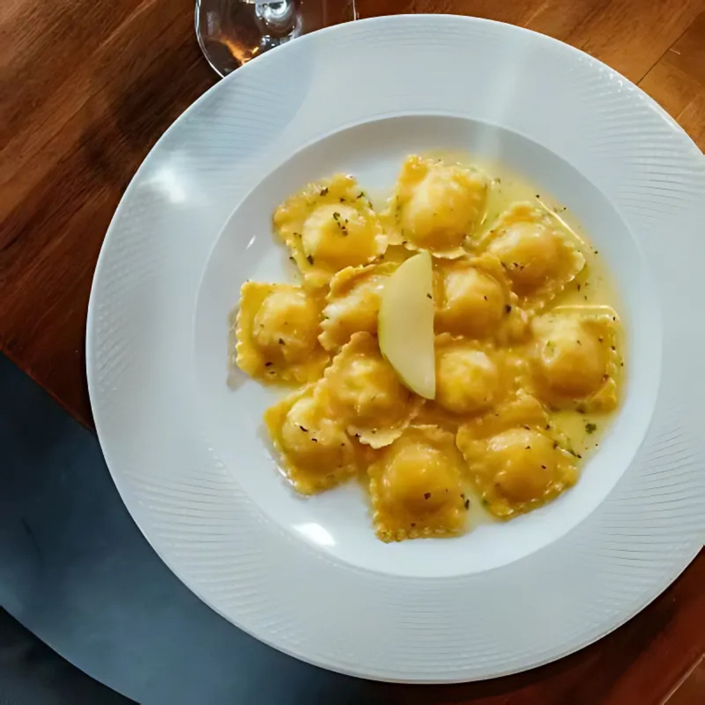 Ravioli di Brie e Pera al Tartufo